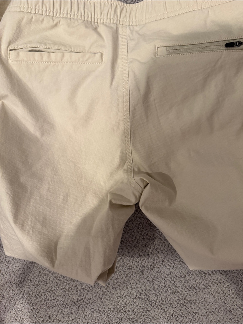 Vuori Lightweight Pants - khaki - like new - Picture 5 of 6